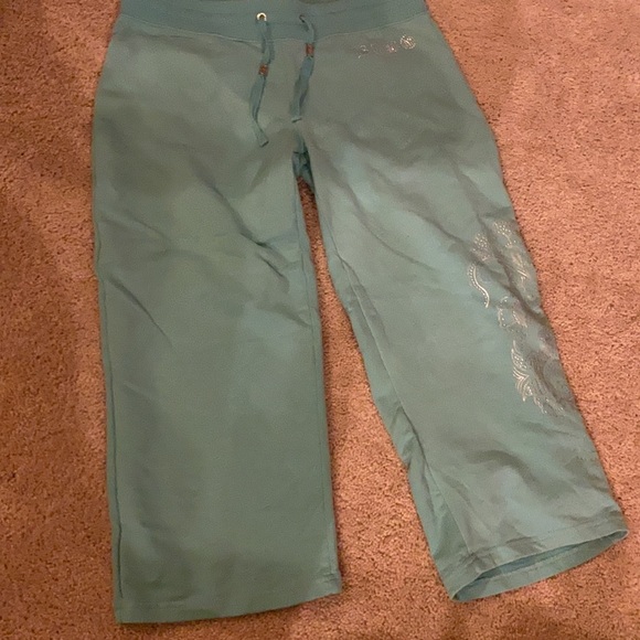 Matching set - Picture 2 of 3